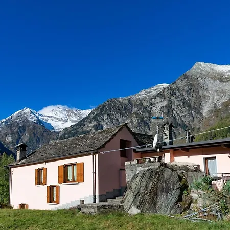 Cariel Apartmán Antronapiana